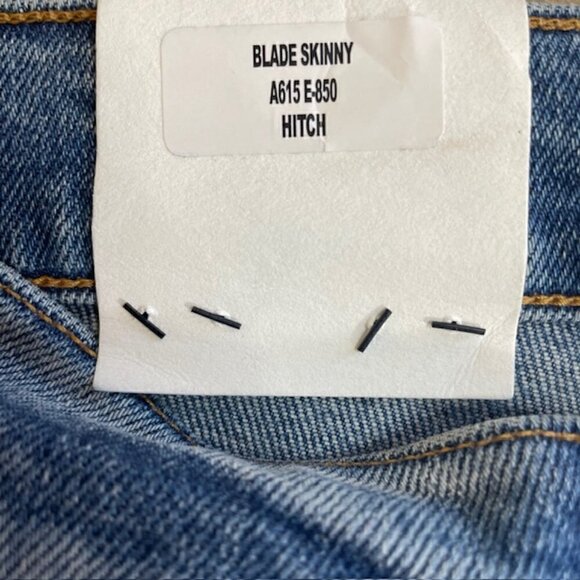 AGOLDE Men's Blade Distressed Skinny Jeans In Hitch Wash - Size 31 - Picture 9 of 11